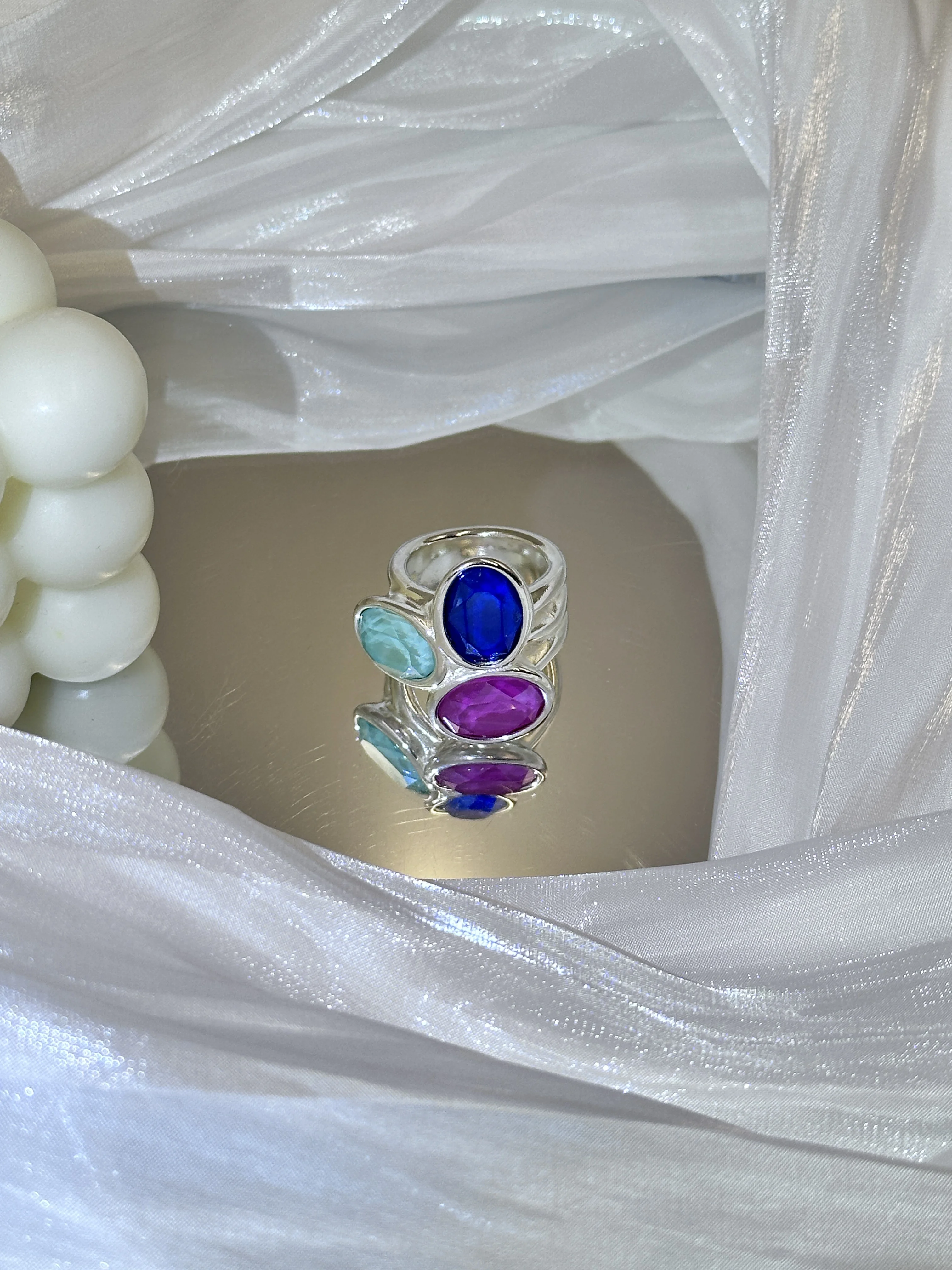 

In 2024, unode50 best-selling high-quality fashion exquisite luxury women's ring in Europe and America Christmas jewelry gifts.
