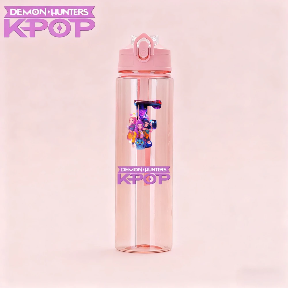 ขวดน้ำ Kpop Demon Hunters ขนาด 800 มล. ใหม่ พร้อมตัวอักษร A-Z แก้วน้ำหลอดดูดสำหรับสาวๆ แบบพกพา ขวดน้ำทรงน้ำเต้า ของขวัญ Kpop HUNTR/X