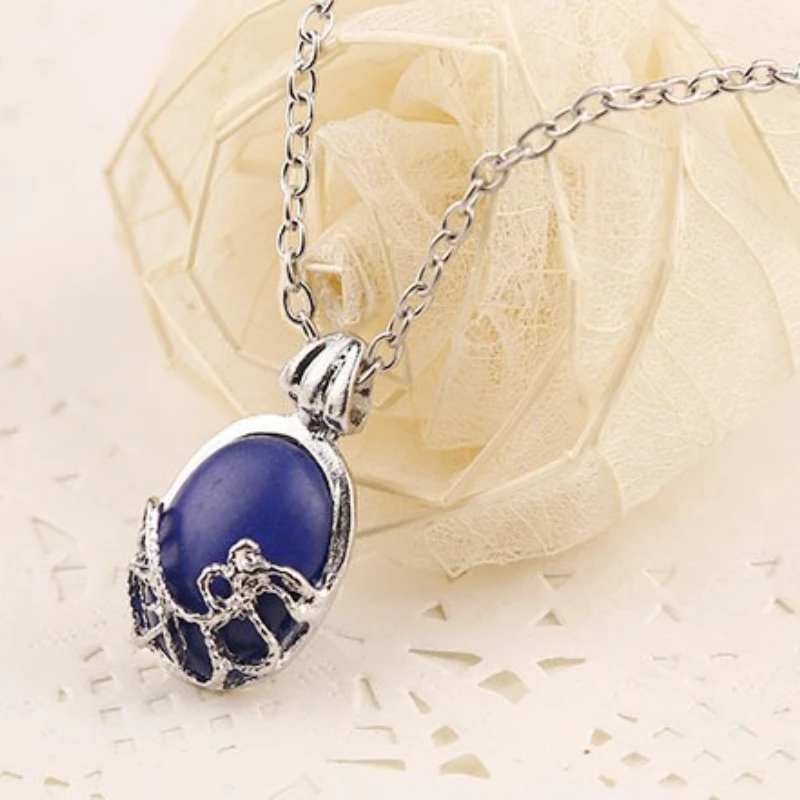 The Vampire Diaries Necklace Elena Gilbert Necklaces for Women Movie Jewelry Charm Katherine Klaus Forbes Blue Stone Choker