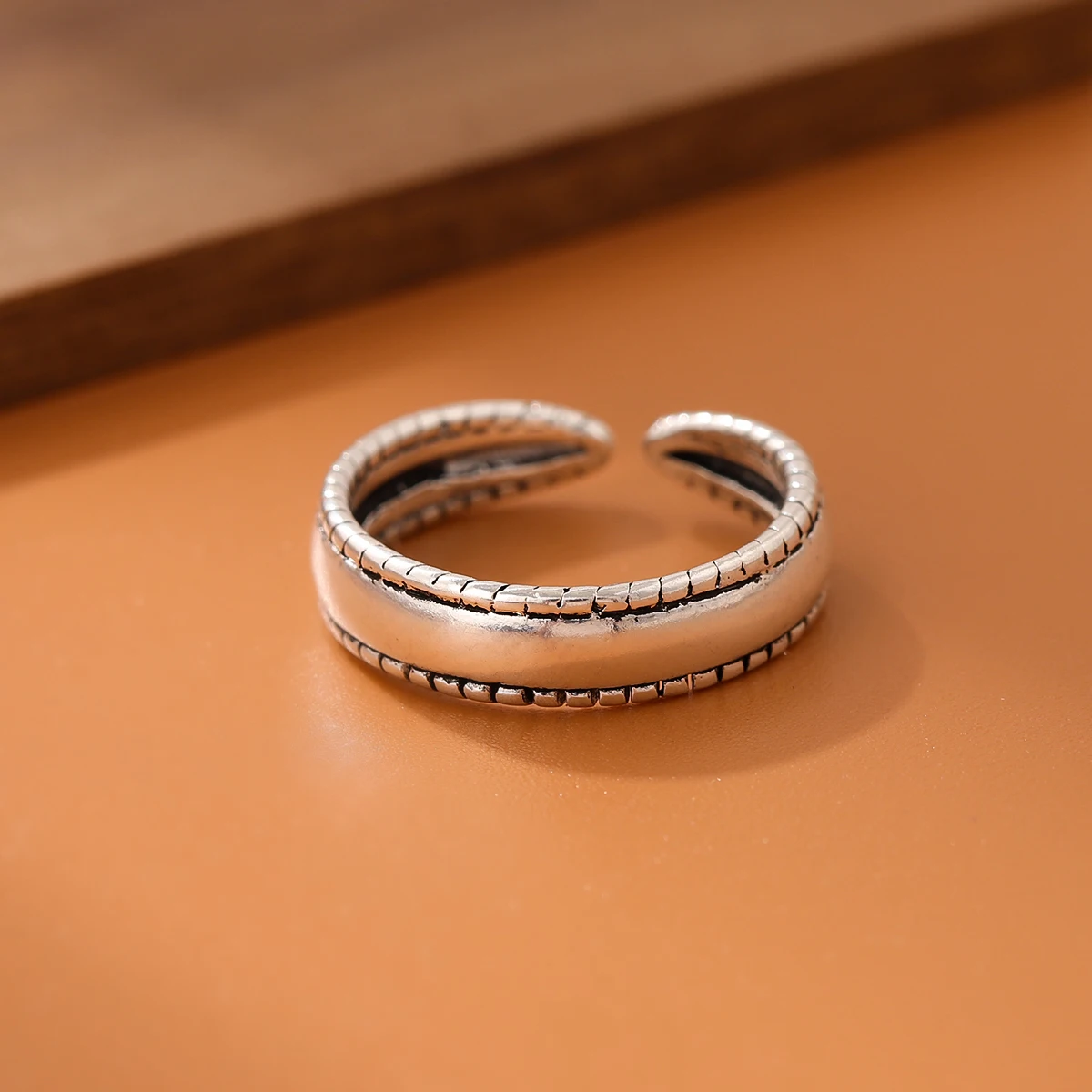 New Fashion Personality Middle Glossy Retro Female 925 Sterling Silver Jewelry Simple On Both Sides Twist Rings R146