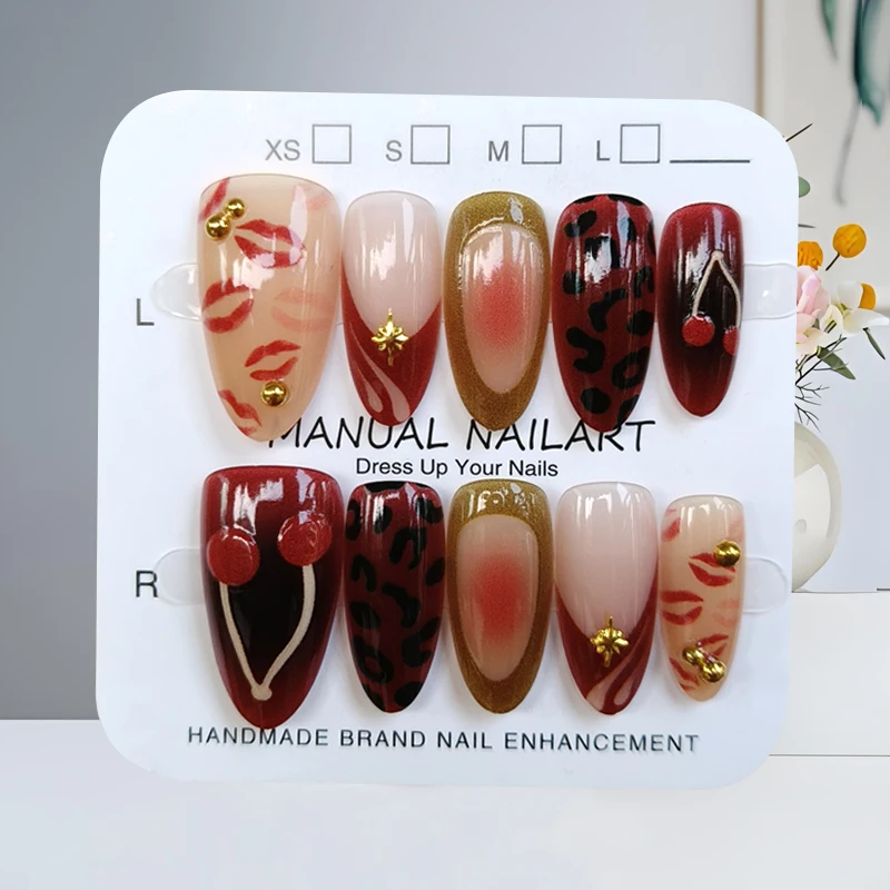 10 stuks Franse stijl mode kersenkus korte amandel druk op nagels trend chic luipaardprint vergulde nagelpatch cat eye valse nagel