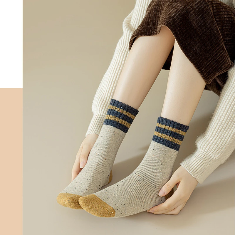 5 pairs of winter warm wool women\'s socks, extra thick striped socks, wool socks, warm and snowy socks