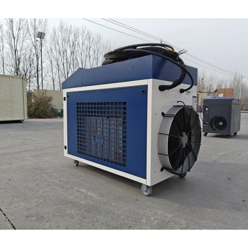 Big Power Factory Sale AccTek 6KW Laser Cleaning Tools Max Relfar Handheld Cleaning Machines for Strip Rust Paint