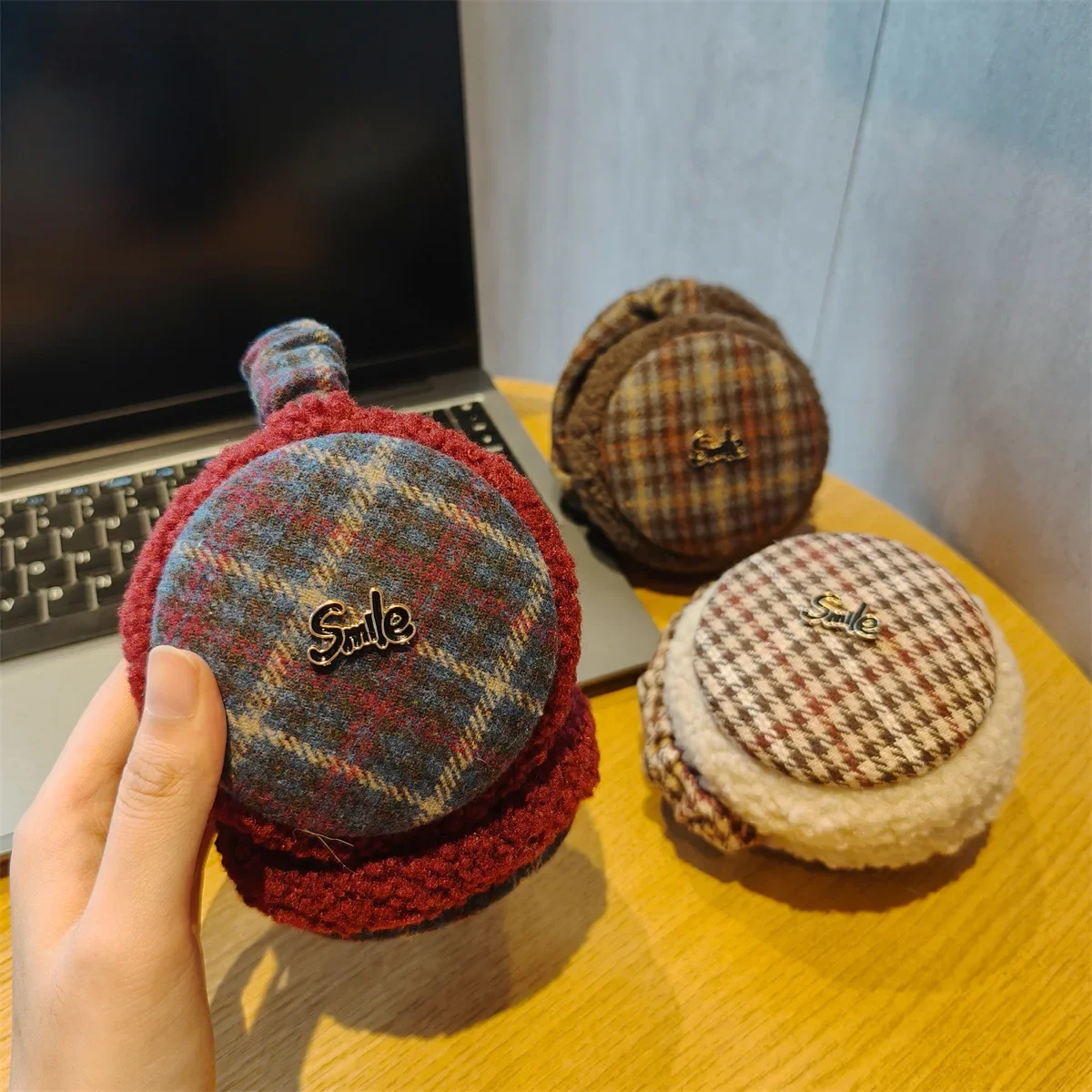 Plush Stylish Letter Retro Ear Cups Autumn and Winter Foldable Earmuff Warmth and Cold Protection Student Cycling Ear Protection