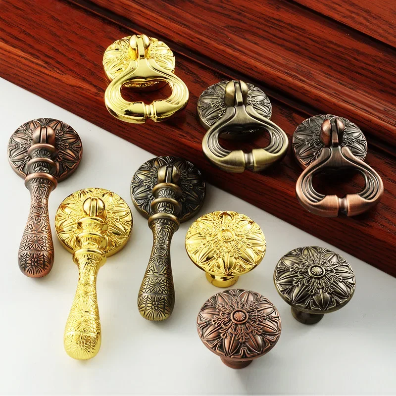 Retro European Door Knocker Antique Kitchen Cabinet Drawer Handles and Knobs Zinc Alloy Door Handles Gold Furniture Hardware