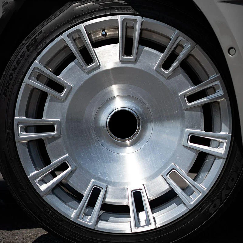 カスタム鍛造ホイール ディスクリム 22インチ 20インチ 適合車種：。 . 車のホイール エアロアルミ合金 6061-T6 車のハブ