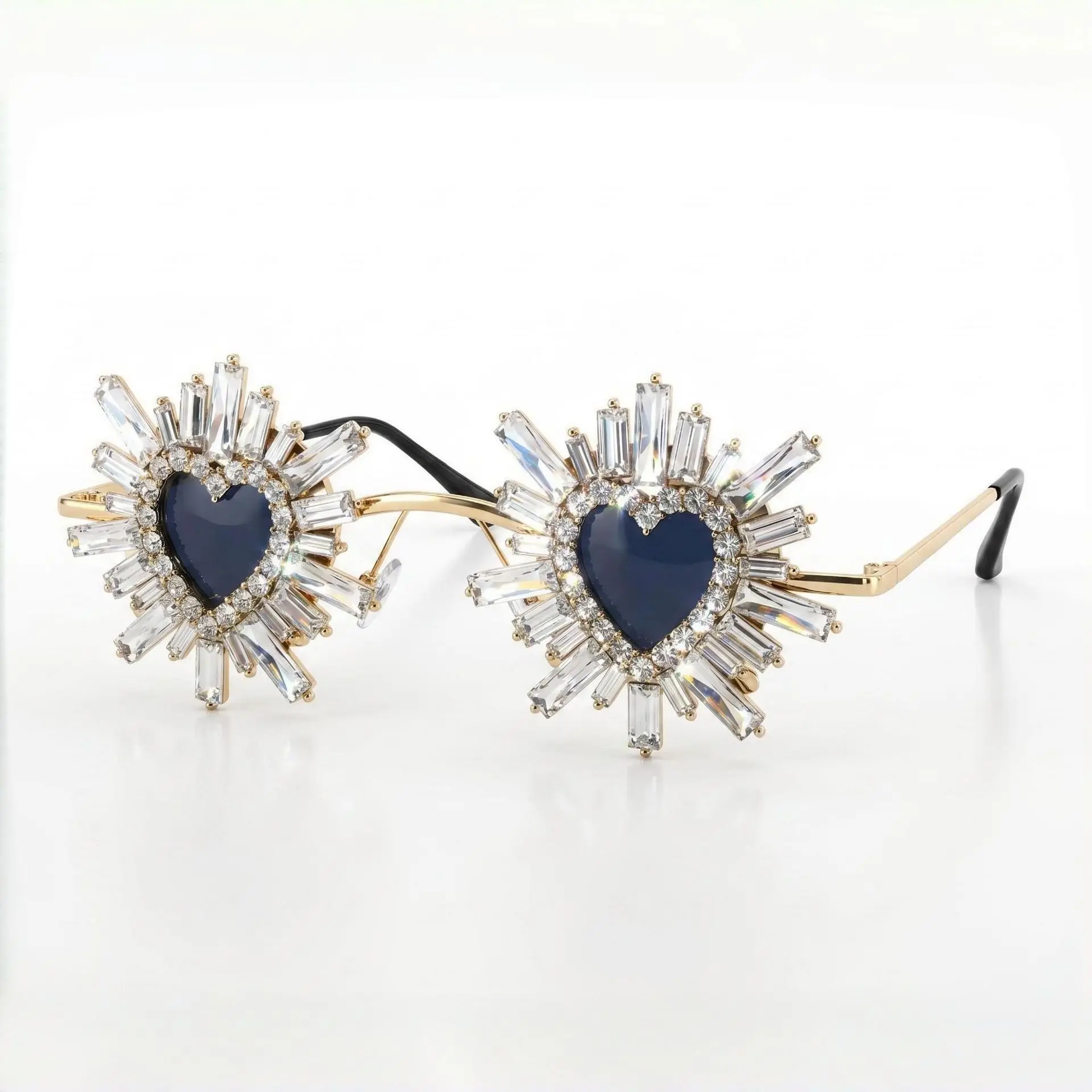 Women Rhinestone Heart Sunglasses Baroque Vintage Small Sound Exaggerated Eyewear Sparkling Party Festival Shades UV400