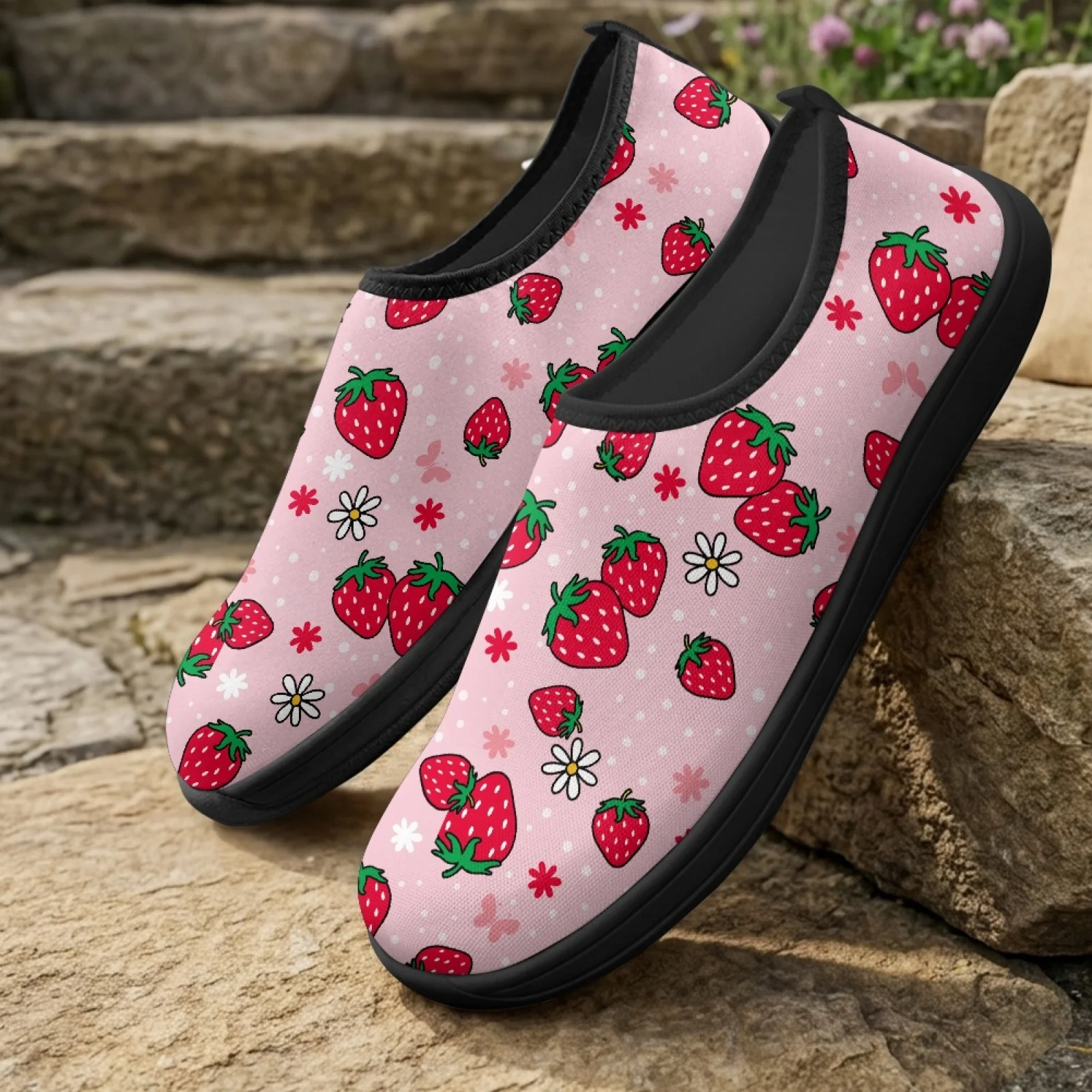 XIXIRIMIDO Women Slip-on Wide-toed Shoe Nurse Shoes Men's Sneakers Casual Shoes Zapatillas de Mujer Tenis Feminino Strawberries