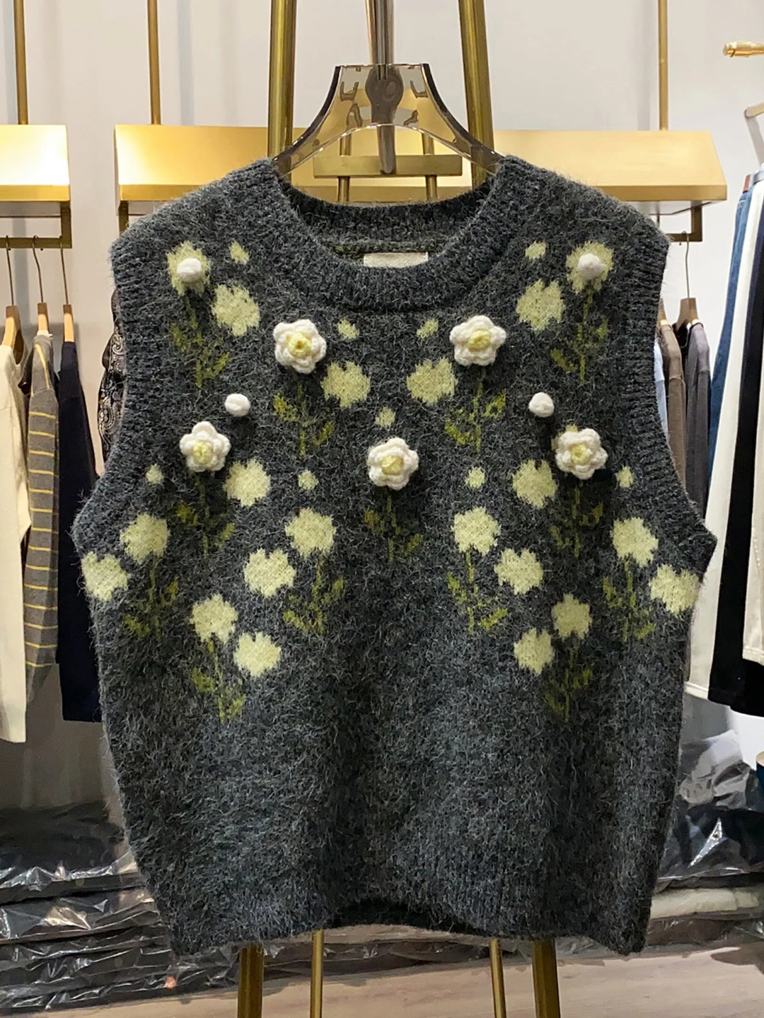 

Корейский вязаный жилет с 3D-цветами, женский, с круглым вырезом, мягкий, с подплечниками, модный, для многослойных образов