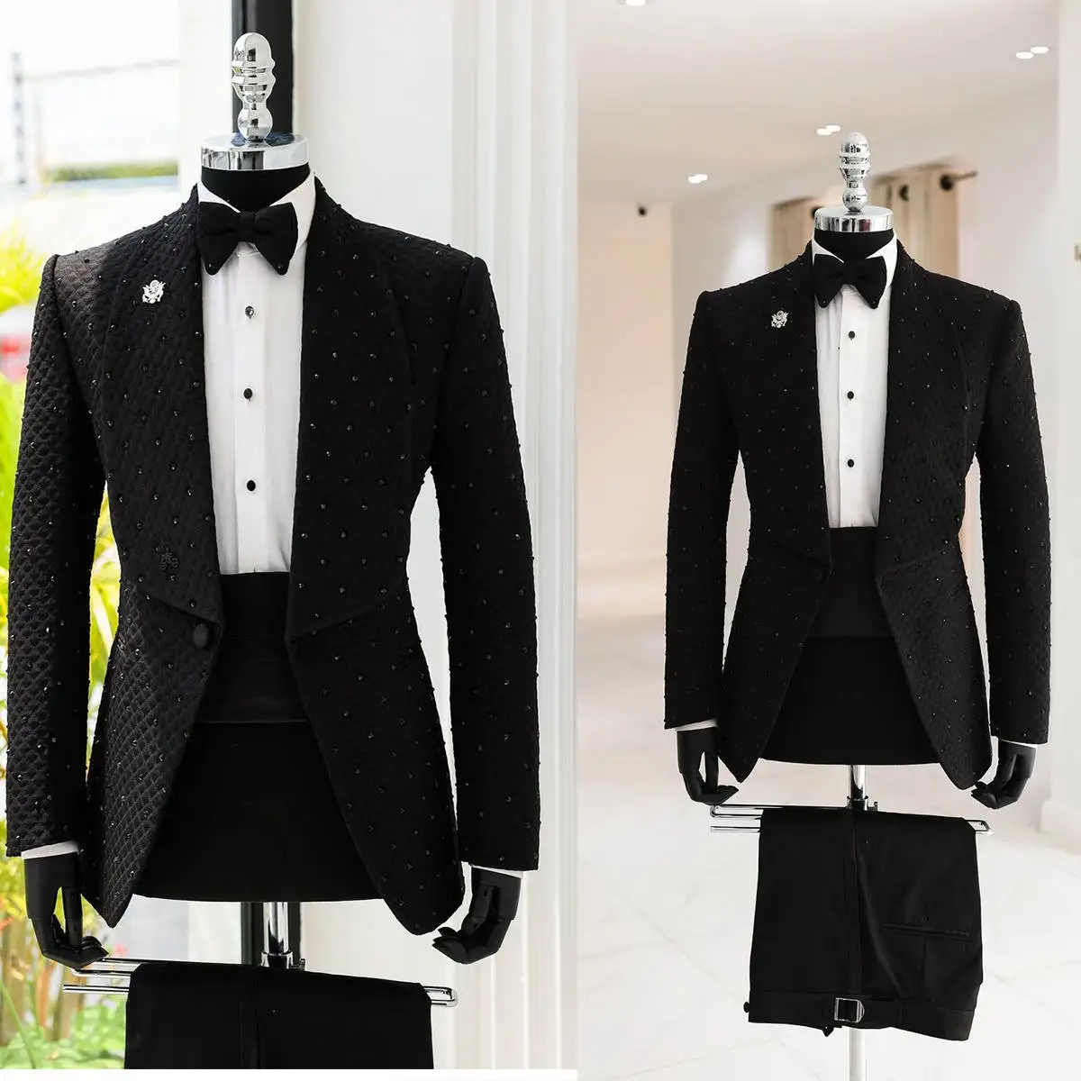 Fashionable Mens Wedding Tuxedos Champagne Shawl Lapel Beading Party Prom Jacket Groom Wear 2 Pieces Black Pants