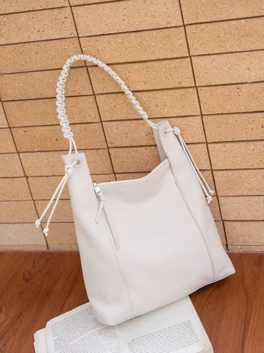 

FIRMRANCH Commuter Large Capacity Women's Shoulder Underarm Bag Fashionable Hand Woven Shoulder Strap Design Leather Purse Tote