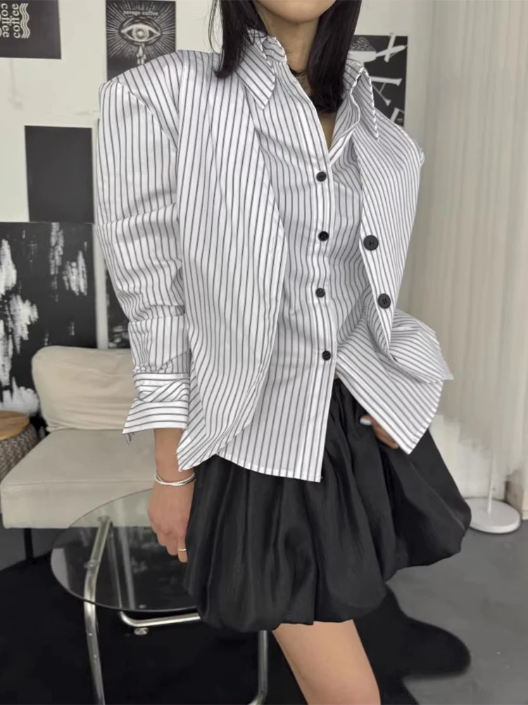 

2025 Autumn New Shirts Striped Fake Two Piece Patchwork Long Sleeve Blouses Office Lady Top Korean Fashion Design Women Clothing