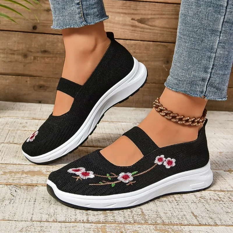 Women's Shoes on Sale 2024 Brand Mesh Women's Vulcanize Shoes Breathable Women Sneakers Embroidered Slip on Ladies Casual Shoes