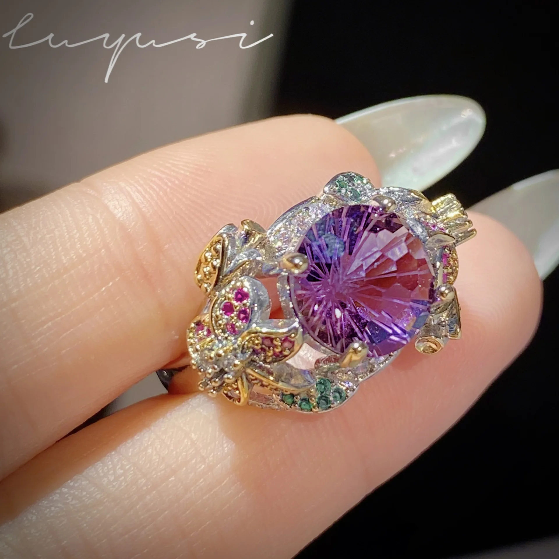 New Italian two-color gold craft hand-inlaid fireworks cut purple diamond ring women's colorful flower colored treasure ring