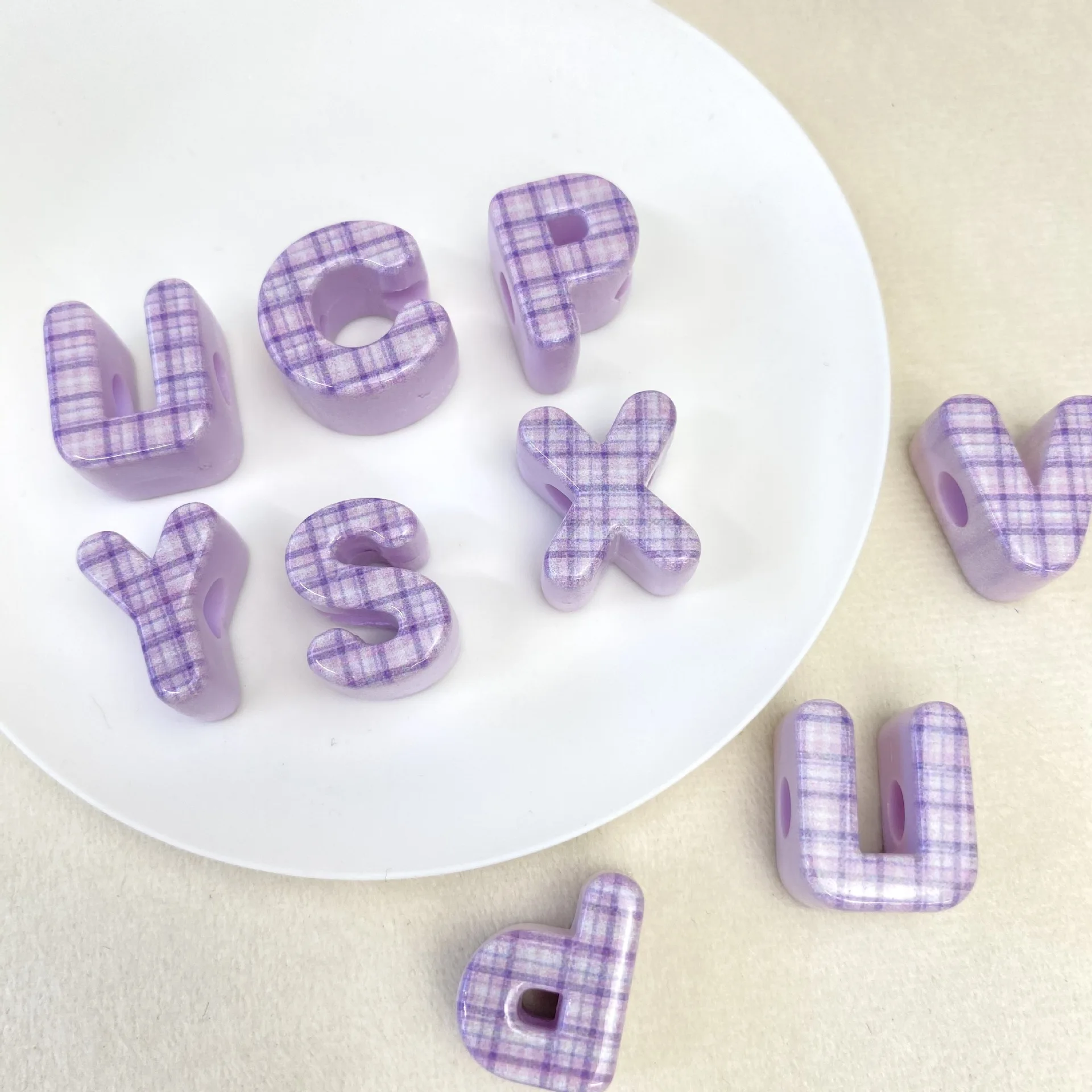 30/50/100 Stück/20 mm große Löcher Acryl Alphabet Buchstaben Perlen für DIY Telefon Kette Schlüsselanhänger Zubehör Materialien Lose Perlen – Detail 16