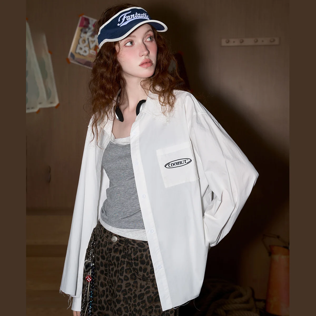 2025 Autunno Donna 100% cotone Camicia oversize con orlo a fessura Camicetta rilassata Boyfriend Fit Traspirante Manica lunga Bianco Casual Top