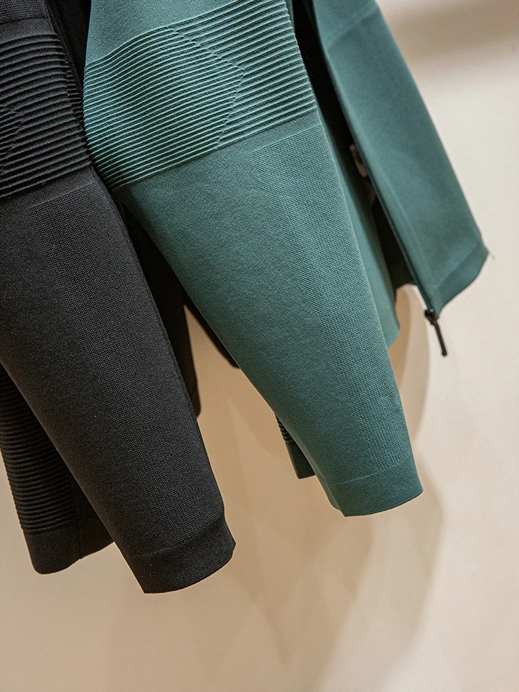 

Men's Outdoor Casual Hooded Jaet Knitted Fabric Inner Glue Proc DES Version Stand Fit Faion Urban Sle Spring