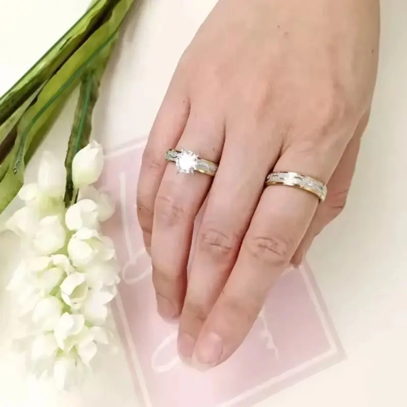 Hot Selling Exquisite Stainless Steel Frosted Couple Rings Set For Lover Women Men Fashion Zircon Jewelry Valentine's Day Gifts