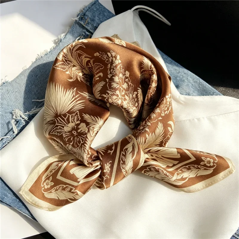 

Classic Jungle Plant Pattern Satin Small Scarf Women All Match Neck Scarf Multifunctional Hair Tie Bag Decor Casual Elegant Gift