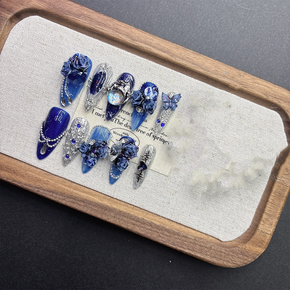 Deep Blue Dream Press On Nails With 3d Rose And Iridescent Gems_voghion.com