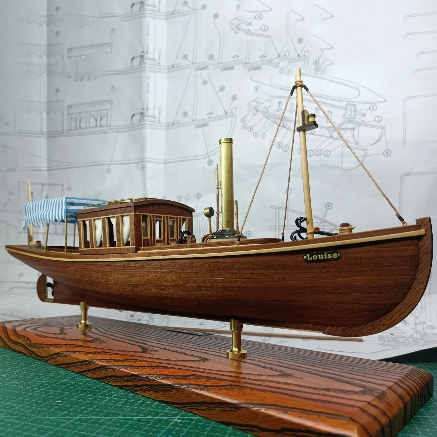 

1/26 имитация викторианской эпохи Луиза, модель паровоза, 45,5 см, деревянная конструкция ручной работы, модель паровоза RTR, игрушка для мальчика, подарок