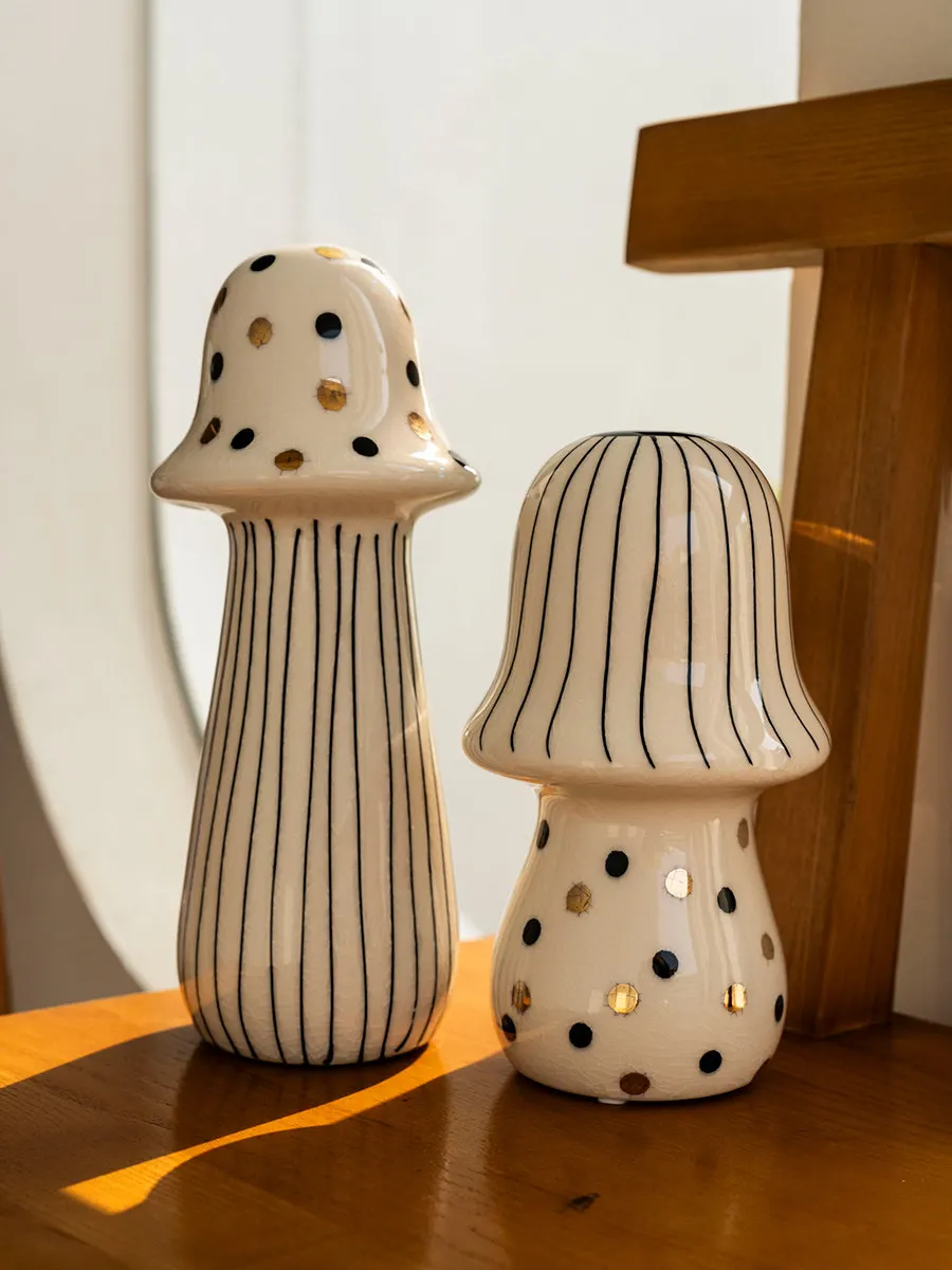 Light luxury mushroom ornament model room Children's room Spotted ceramic home bedroom Living room Simple style B & B