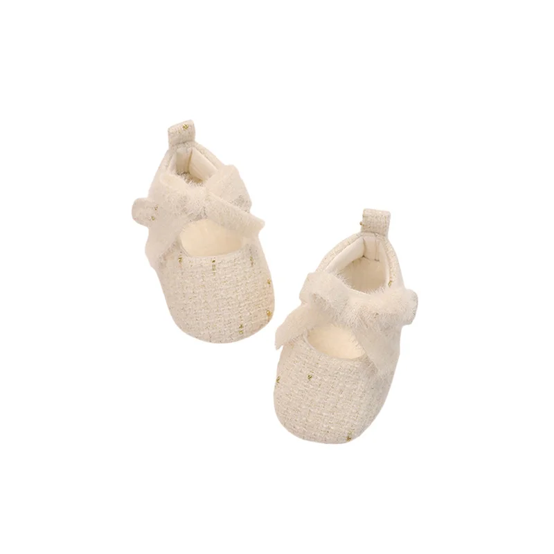 Cathery Baby Girls Baby Casual Cloth Shoes Wool Adhesive Plaid Infant Walker Crib Shoes for Party Festival Baby Shower 2025