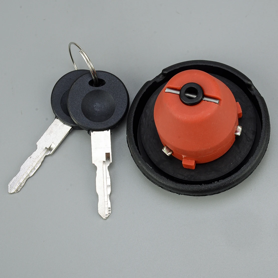 

701201553 YXGFD002 Fuel Tank Filler Cap Lid Lock Key 7D0201551 Fit for Ford Galaxy Seat Alhambra VW Transporter Caravelle Sharan