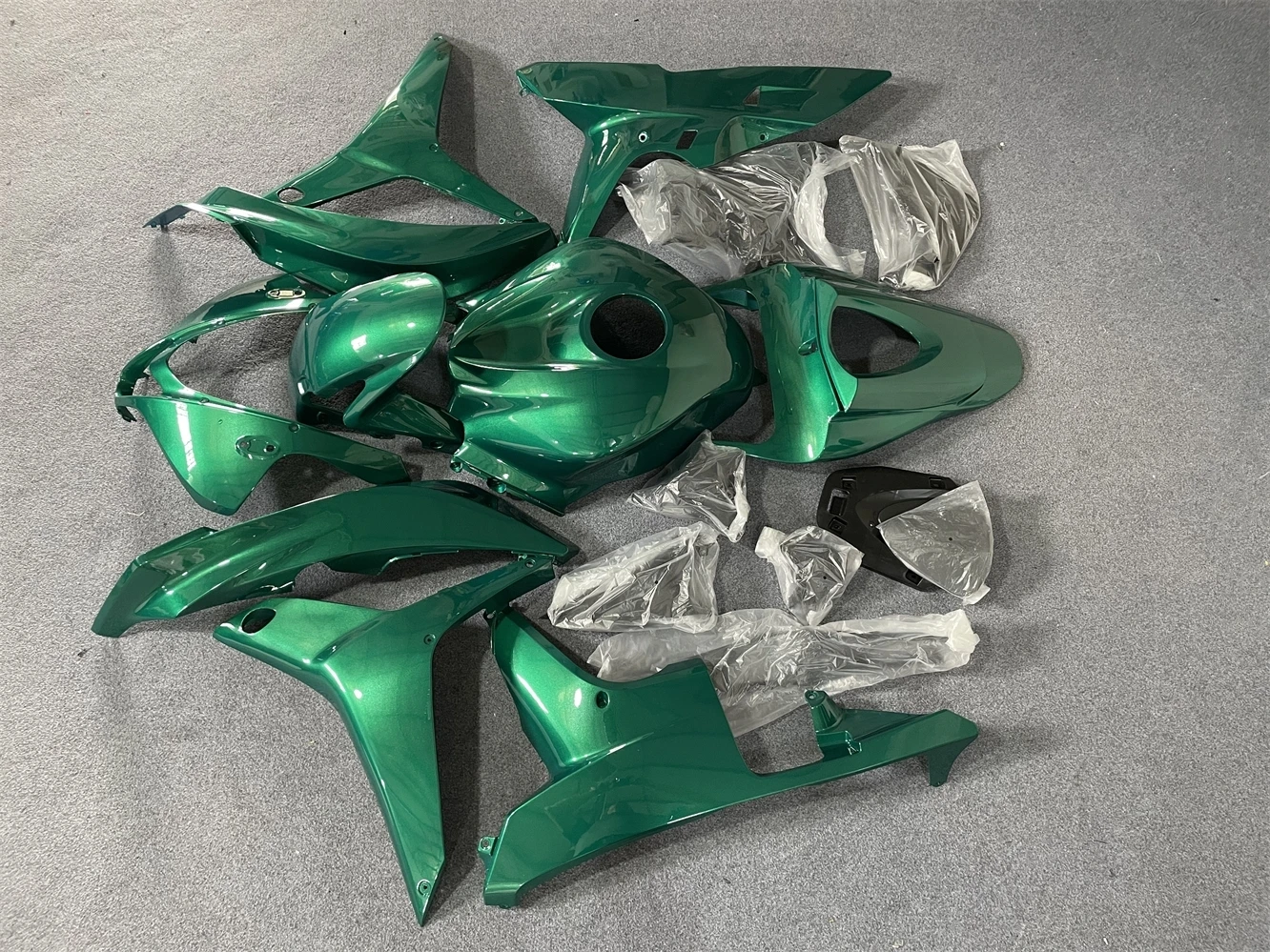 Motorcycle fairing kit suitable for CBR600RR 2007 2008 CBR600 F5 07 08 Body fairing in metallic green Motorcycle shell