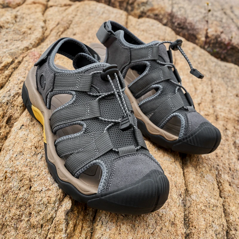 

Summer Outdoor Sandals for Men Breathable Climbing Sports Shoes Water Beach Mens Aqua Shoes Camping Trekking Tourism Sneaker