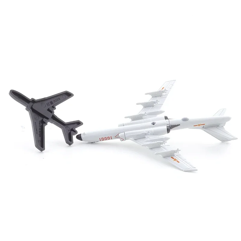 XCARTOYS Small Aircraft Model H-6K Bomber - Air Force Grey Diecast Automotive Model Ornaments Cas Toys Gift Decorations