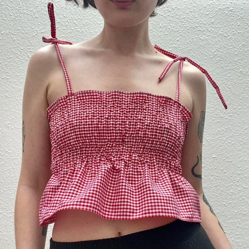 00s Retro Spaghetti Tie Straps Shirring Fitting Bust Camisole Gingham Check Print Peplum Crop Top Cottage Y2K Vintage Tank Tops