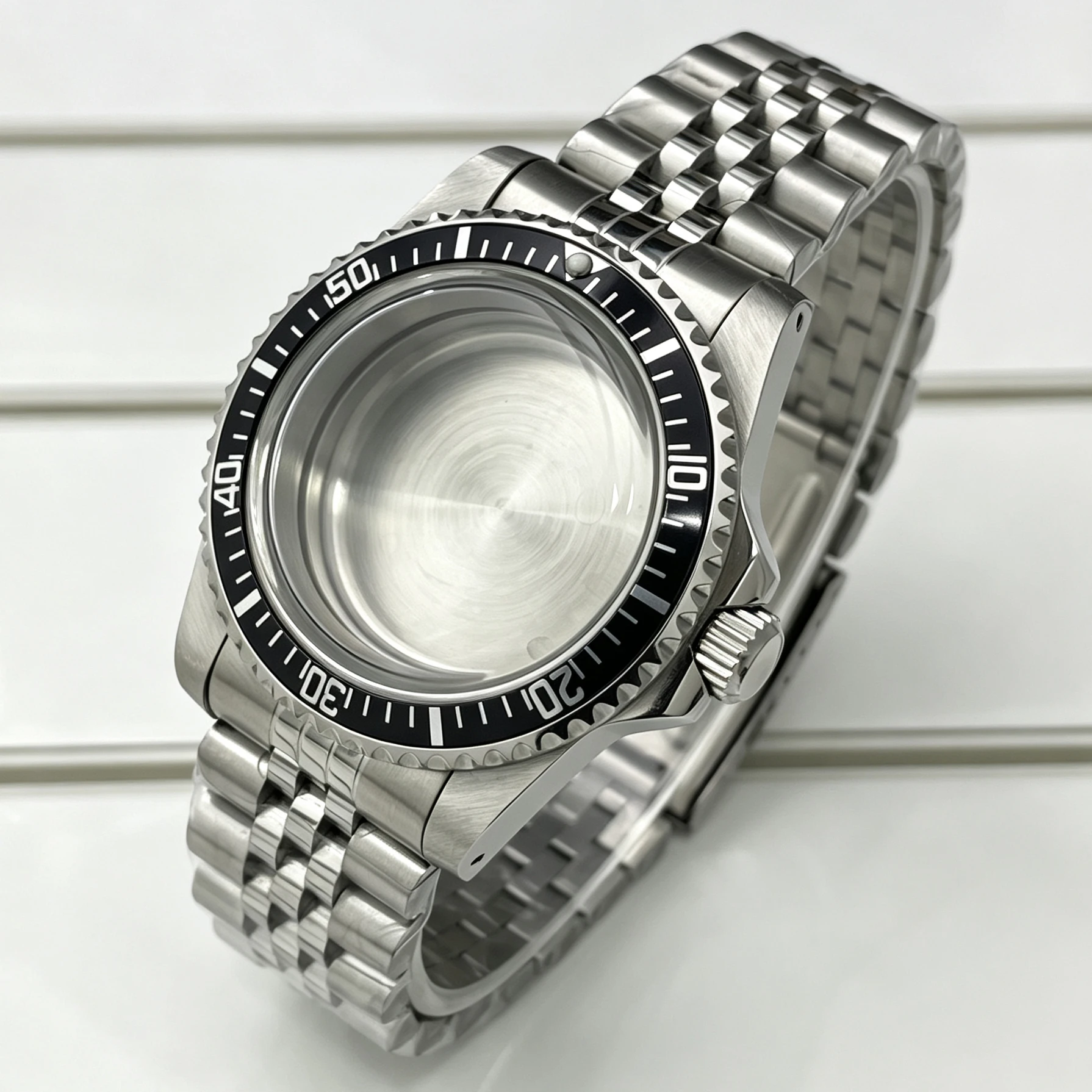 39.5mm High-Quality NH35 Case, Convex Dome Glass, Compatible With NH35, NH36, NH34, 8215, 2813, ST1612 Movements.