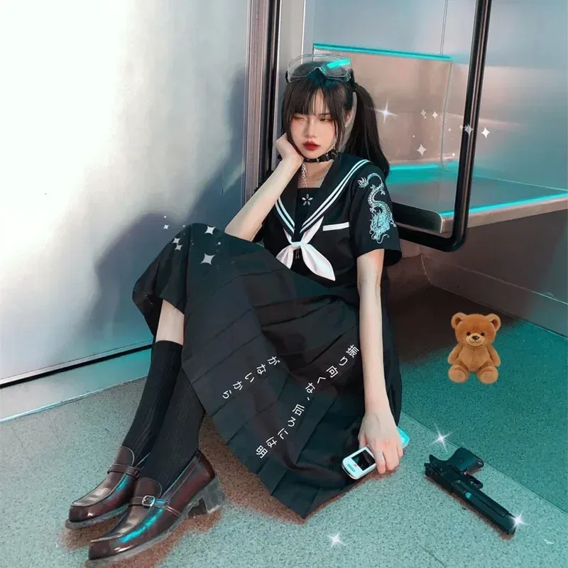 Dragon and Cherry Blossom Bad Girl Jk Uniform Embroidery Authentic Dark Black Sailor Suit Set Harujuku Goth Lolita Dress eo]5