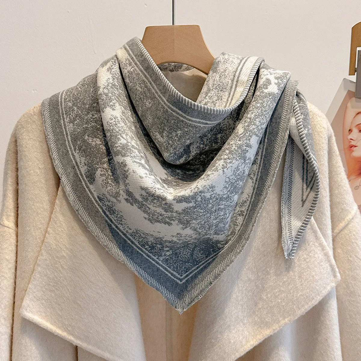 Vintage Forest Landscape Print Triangle Shawl Soft Knitted Scarf For Women Elegant Neck Wrap Versatile Shoulder Cover Daily