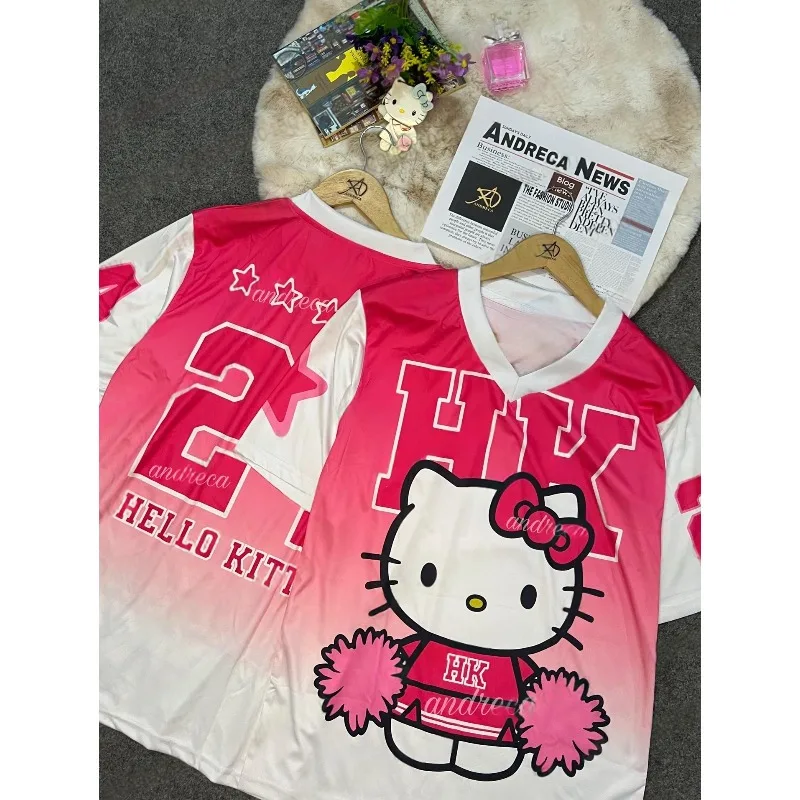 2025 طباعة Hello Kitty الجديدة اللطيفة، ملابس قابلة للتنفس ومريحة برقبة على شكل حرف V سريعة الجفاف