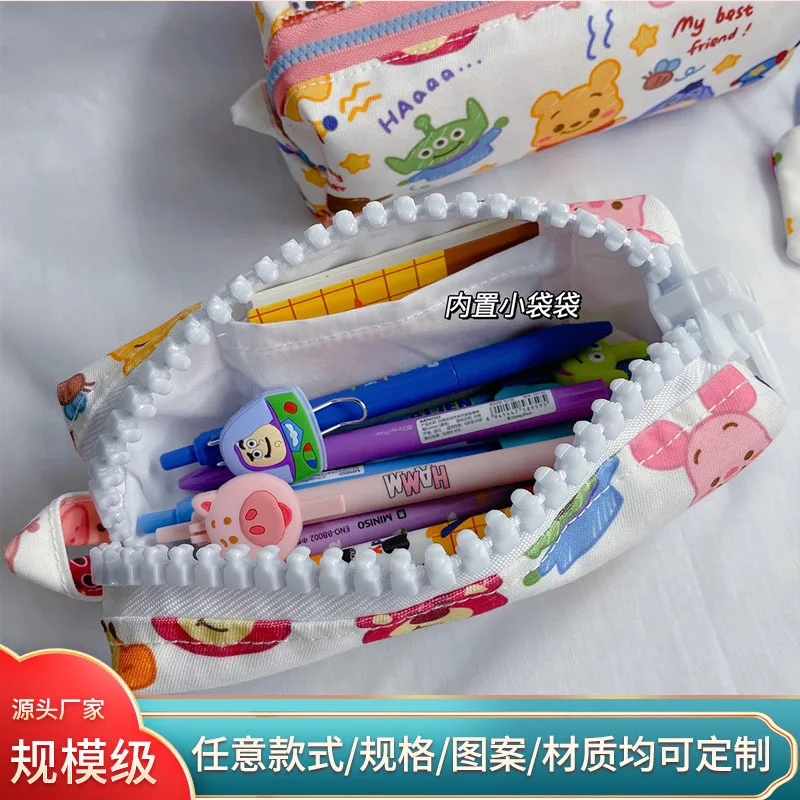 Disney cartoon big zipper cute canvas pencil case creative large-capacity storage bag Toy Story print personalized handbag