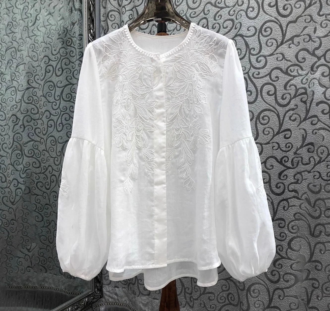

100%Ramie Blouse Shirts 2025 Autumn Fashion Designer Tops Women Luxurious Embroidery Lantern Sleeve Loose White Yellow Tops