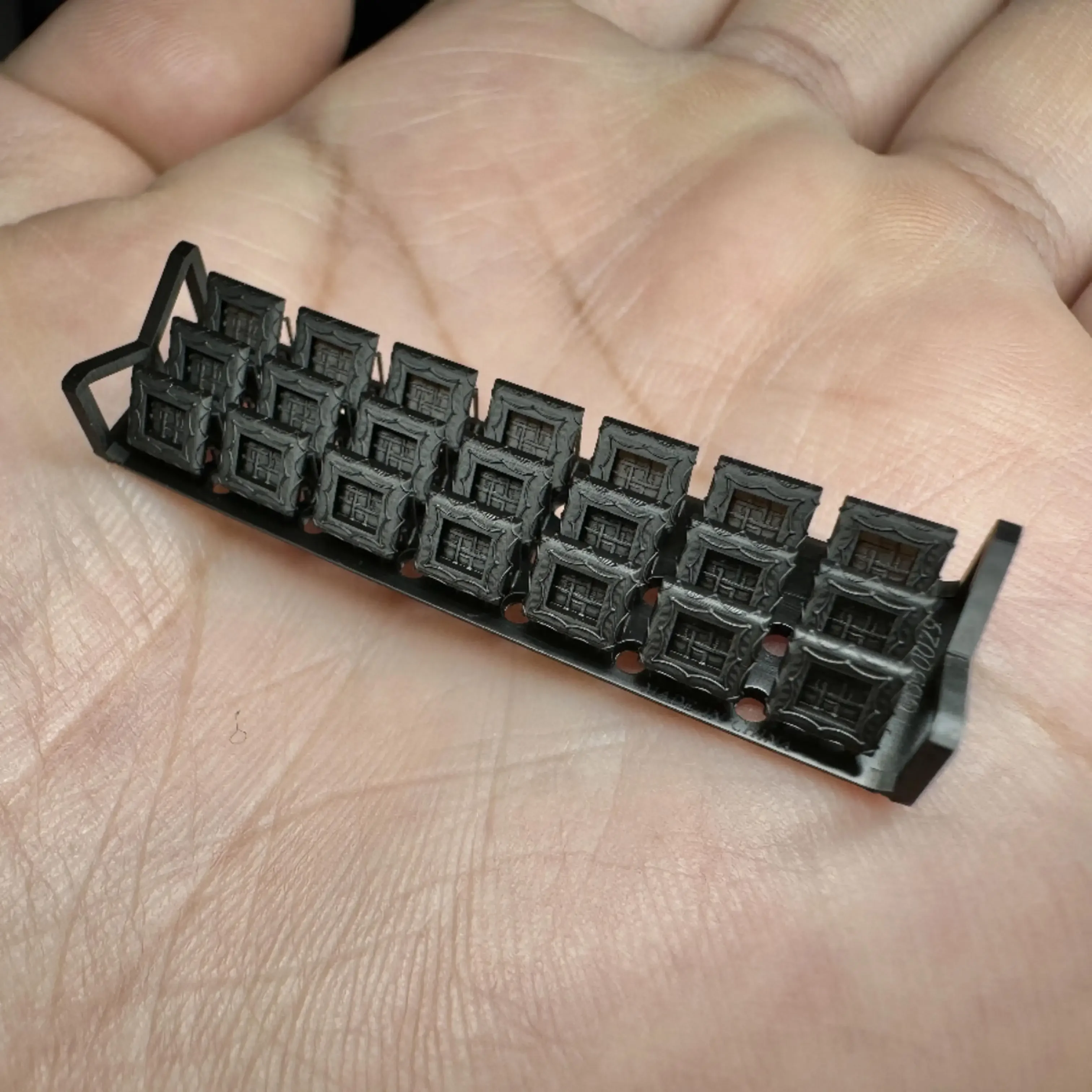 

MUYI MODEL 1/350 G350029 KRIEGSMARINE LIFE RAFT (TYPE B) 3D Print Part
