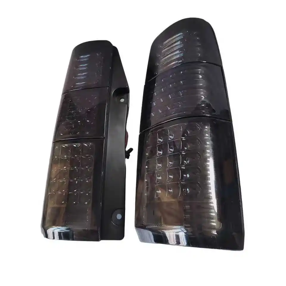 ชุดไฟท้าย LED สําหรับ Suzuki Jimny 1998-2015 9136151 9210742   JA33V JB23 JB33, JB43 ไฟท้าย