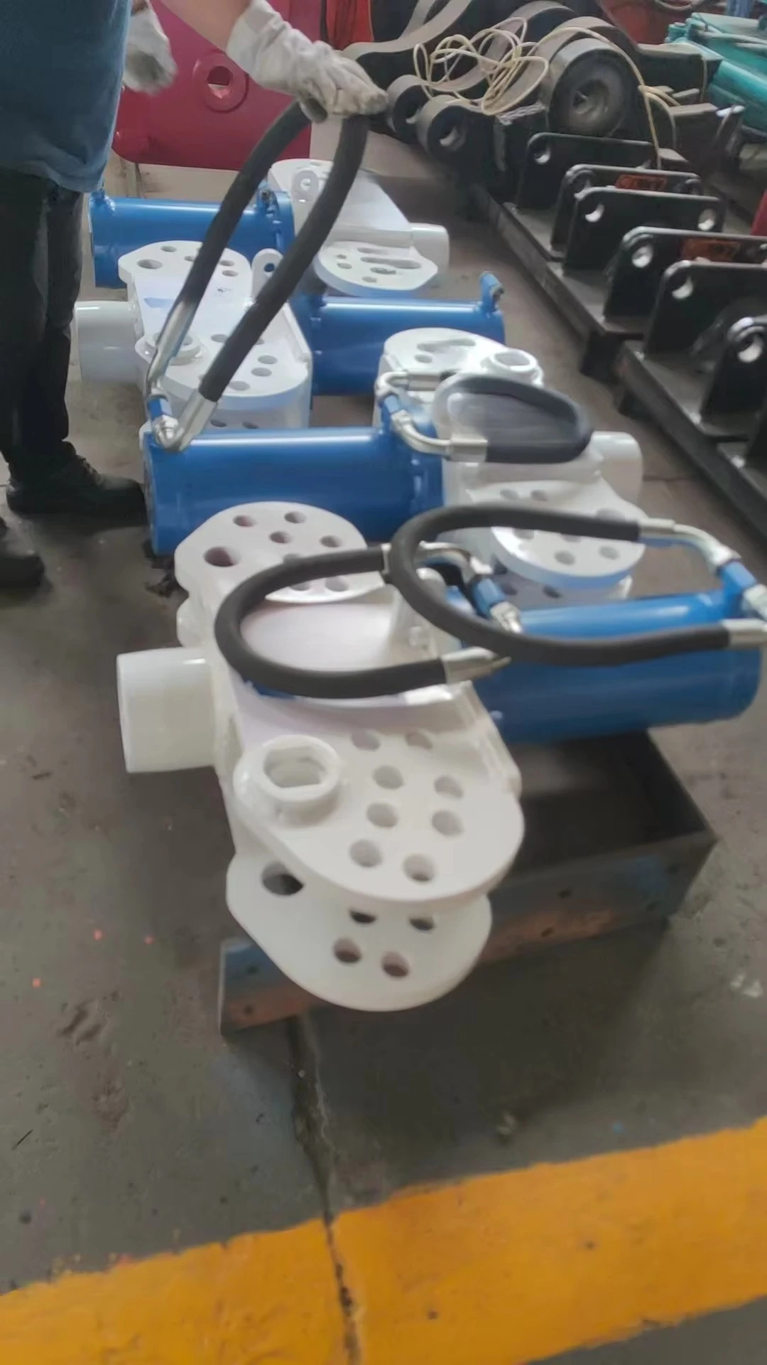 Moveable Hydraulic Pile Breaker for Rock Concrete Demolition Efficient Powder Tool for Construction Machinery