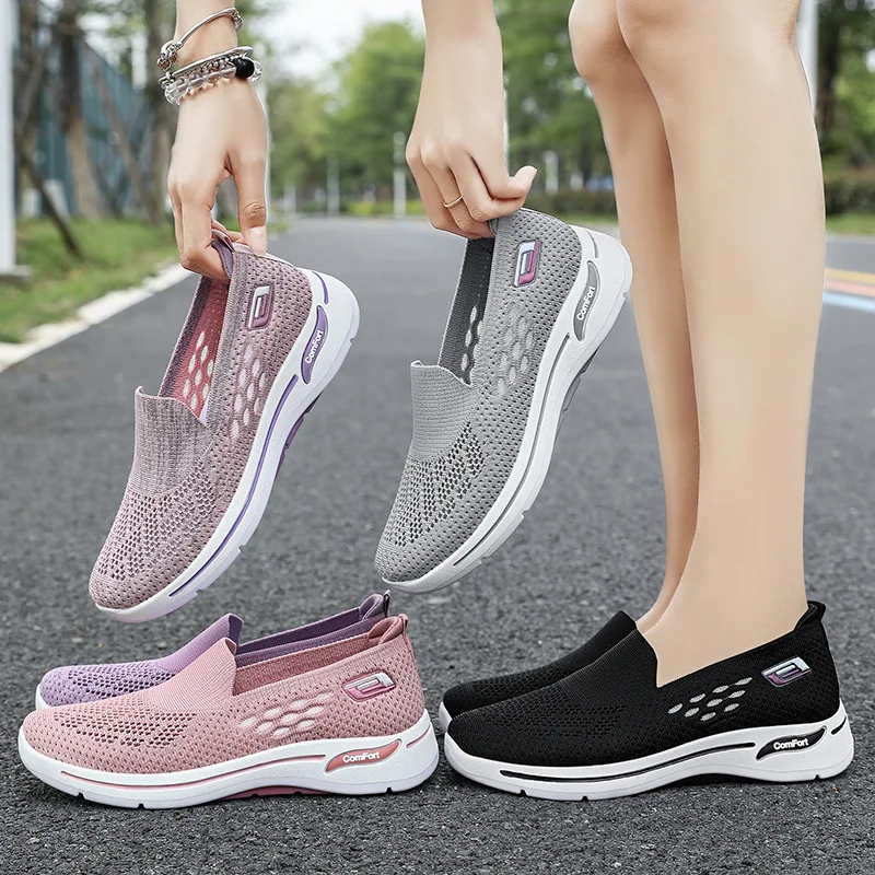 2024 Spring New Mesh Women\'s Running Shoes Breathable Casual Single Shoes Old Beijing Cloth Shoes Mainland China