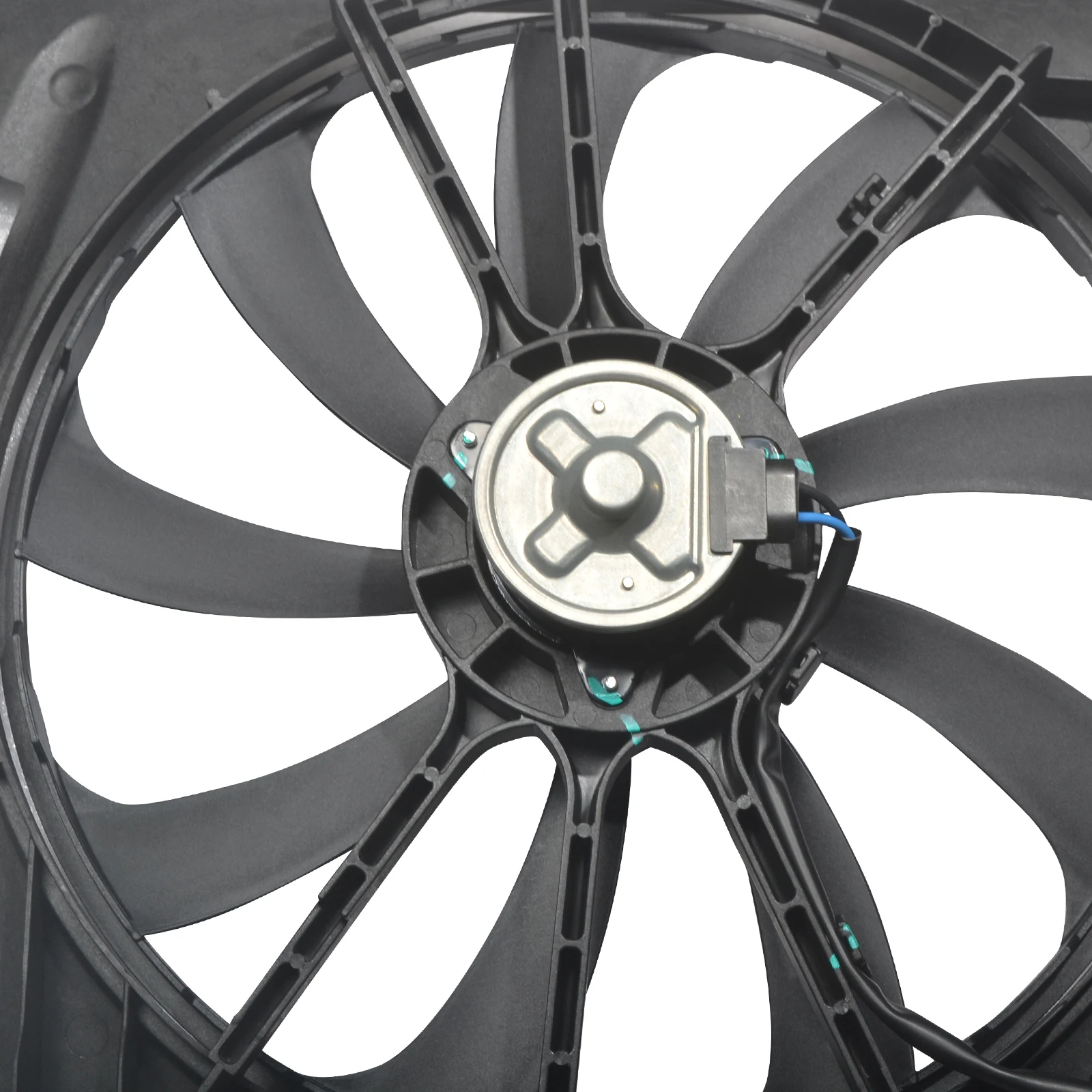 مجموعة مروحة تبريد الرادياتير لسيارة تويوتا كامري 2012-2017