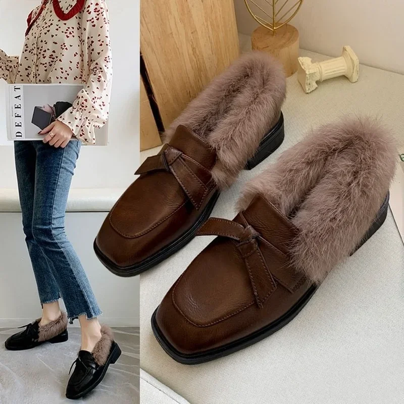 Luxury 2022 Fashion Women Loafers Faux Rabbit Fur Slip-on Shoes Woman Low Heels Casual Plush Warm Boat Shoes Zapatos De Mujer