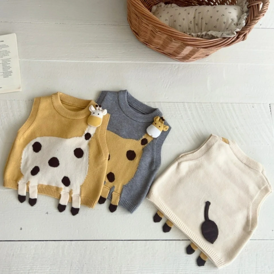 Boy's Korean Cartoon Giraffe Vest 2026 New Korean Autumn and Winter Children's Sweater