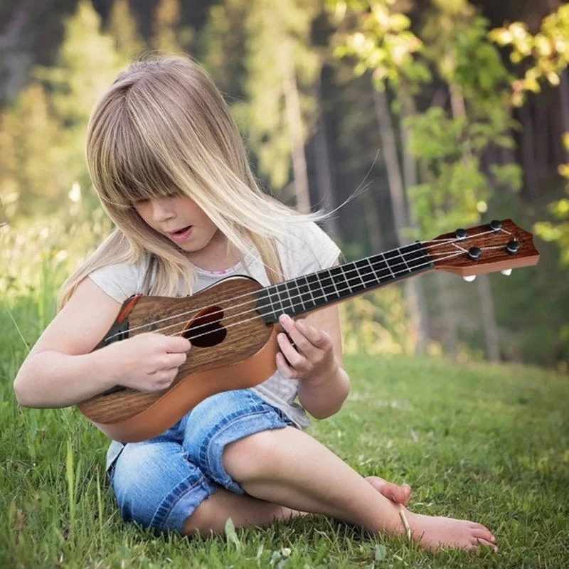 Kids Toy Ukulele, Kids Guitar Musical Toy Light Weight Suitable for Solo for Play Singing Karaoke Toy for a Child
