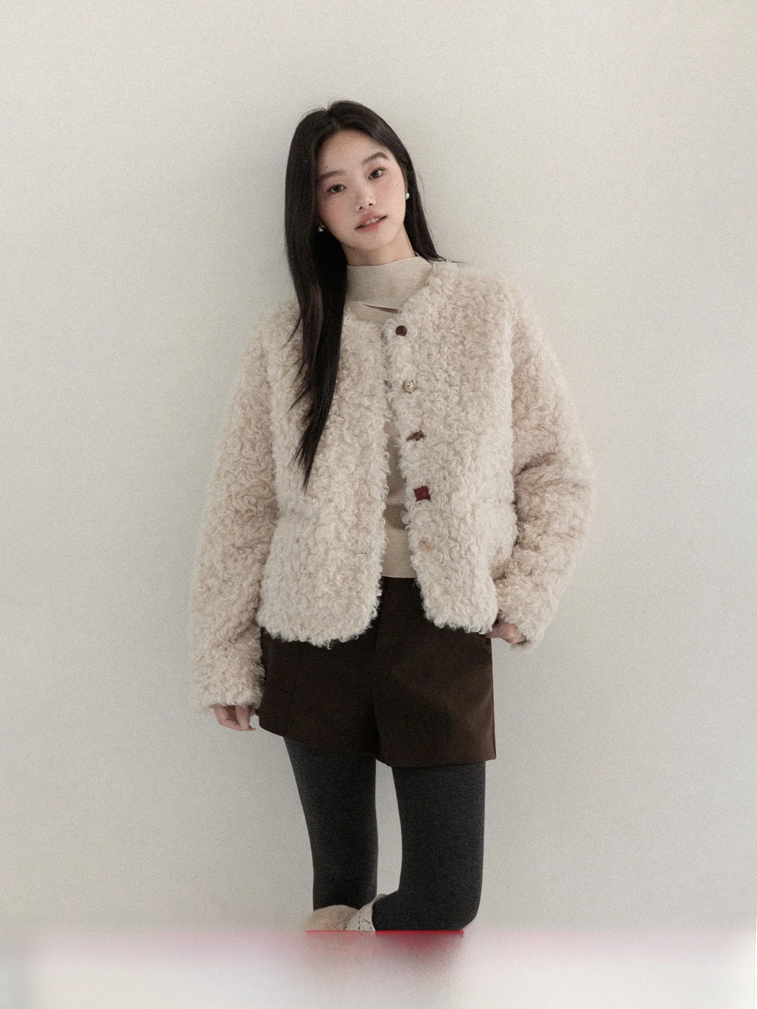 

Warm Furry Apricot ort Outerwear Women's Sle Casual Thiened Polyester Fiber Coat for Daily Wear Winter New Arrival