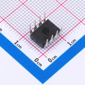 2PCS/Lot PIC12CE674-04/P PDIP-8 Microcontroller-MCU,MPU,SOC  100% original