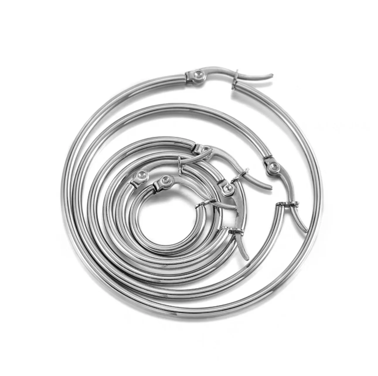 12/15/20mm Kurze Edelstahl-Creolen in Goldfarbe mit IP-Beschichtung, Farbecht, Allergiefrei – Detail 2