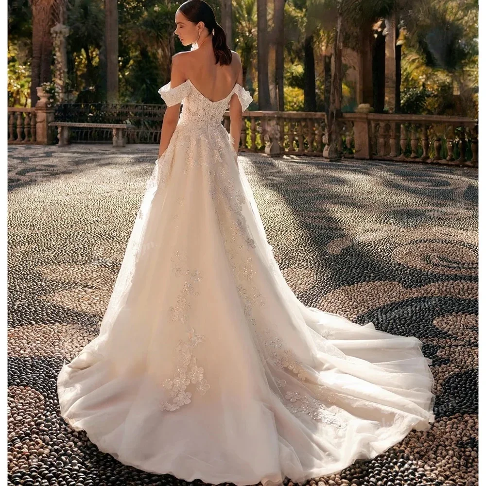 Vestido de novia romántico de tul con flores, Vestido de novia sin tirantes, Apliques de encaje, Vestido de novia con hombros descubiertos, Vestido de novia personalizado
